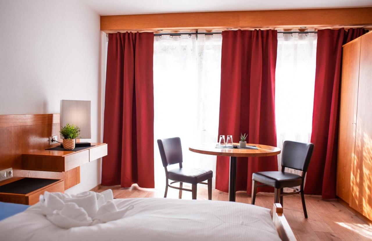 Waldhotel Koenig Von Rom Waldesch Ngoại thất bức ảnh