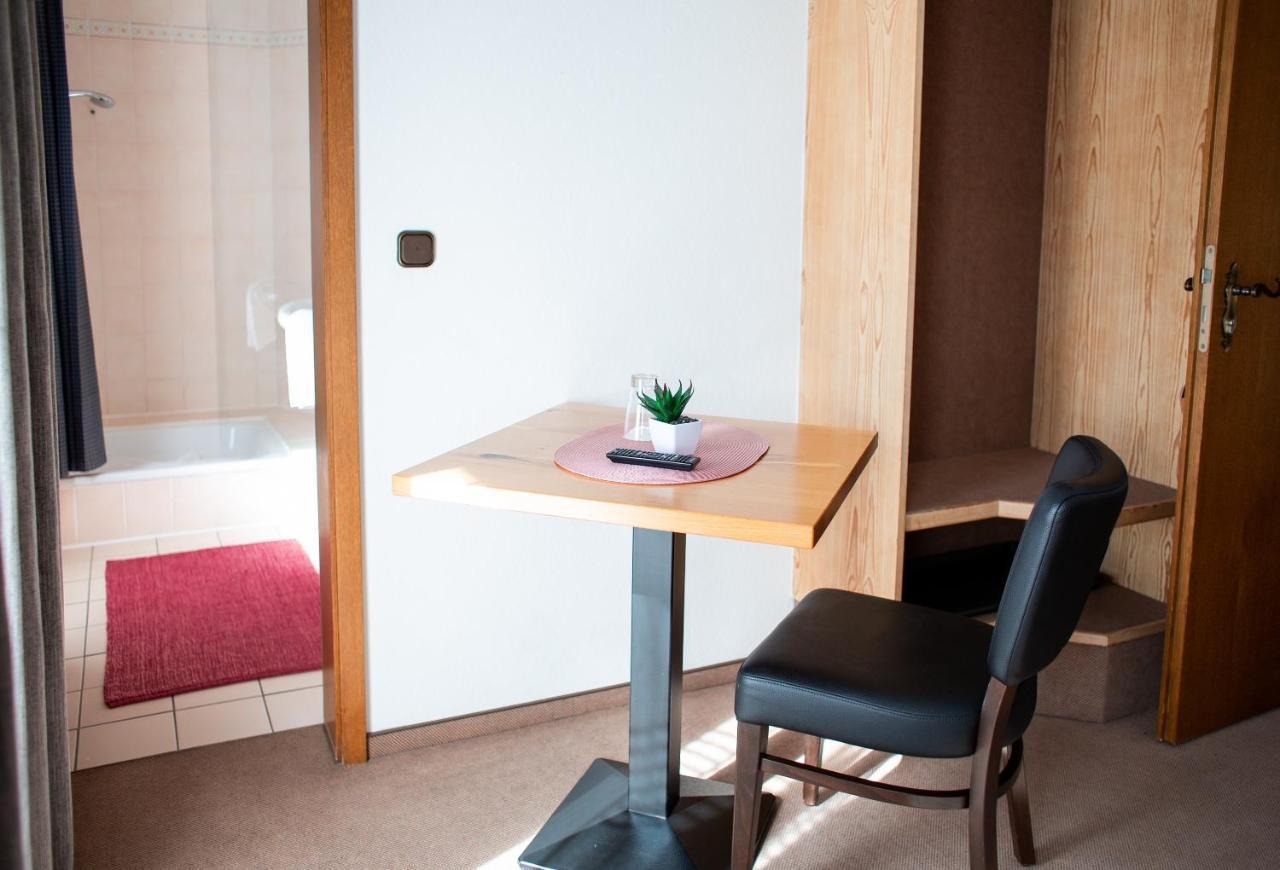 Waldhotel Koenig Von Rom Waldesch Ngoại thất bức ảnh