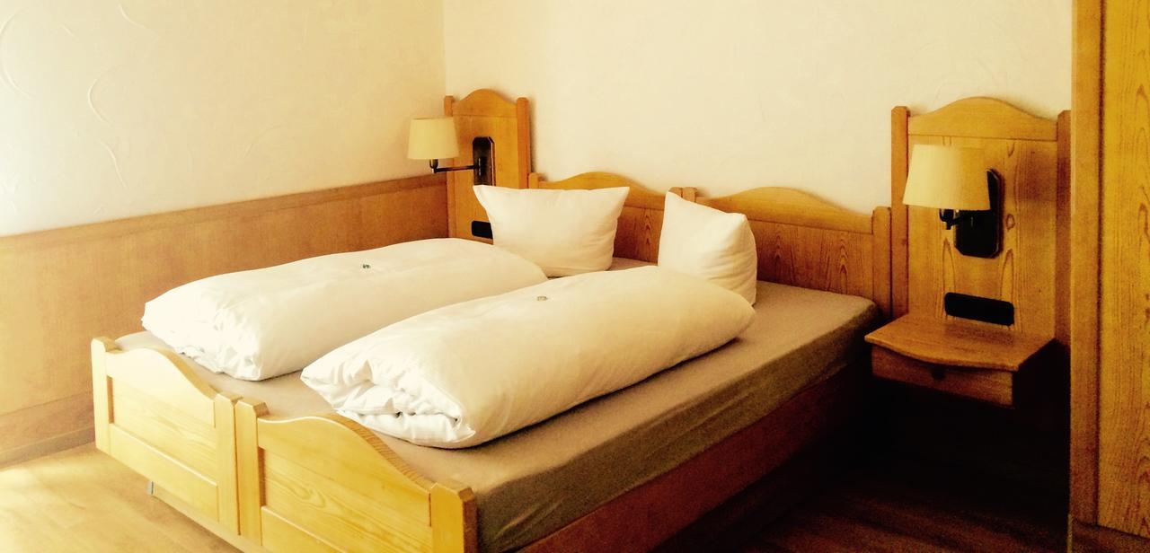 Waldhotel Koenig Von Rom Waldesch Ngoại thất bức ảnh